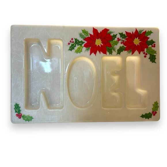 Vintage Plastic Noel Christmas Holiday Serving Tray - Picture 1 of 3